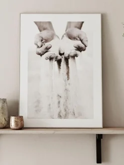 Sandy Hands|Kibek Sale