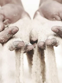 Sandy Hands|Kibek Sale