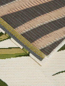 Tropical|Kibek Discount